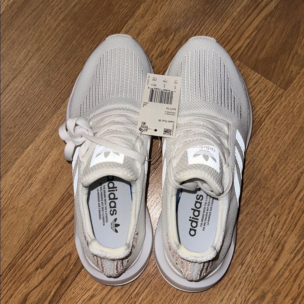 adidas white swift run sneakers  — Classic Brand Packaging